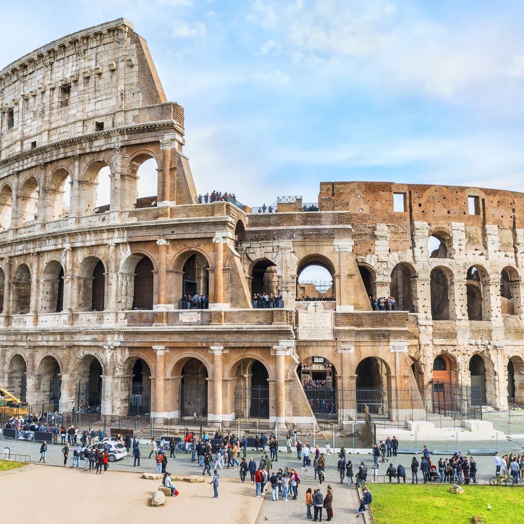 Classic Rome Highlights — Colosseum and Roman Forum private tour